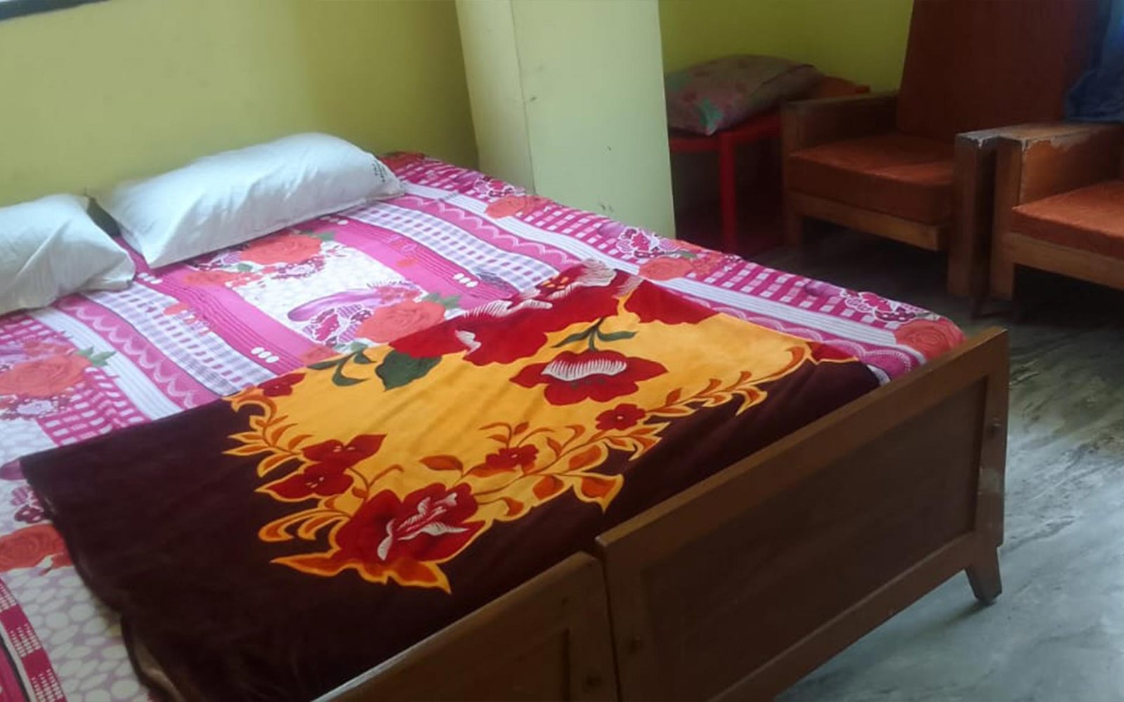 Welcome to Taj Tourist Home